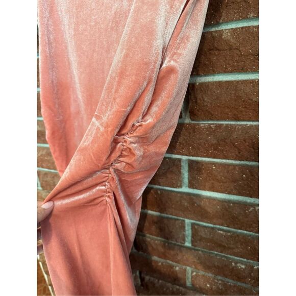 Reformation Velvet Alden Dress - Picture 5 of 10